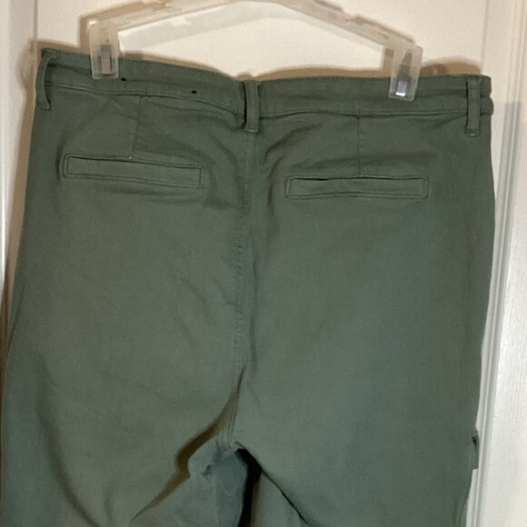 R Jeans Women's The High Rise Cargo Green Pants Size 33 Tall Stretchy Casual - Picture 7 of 11